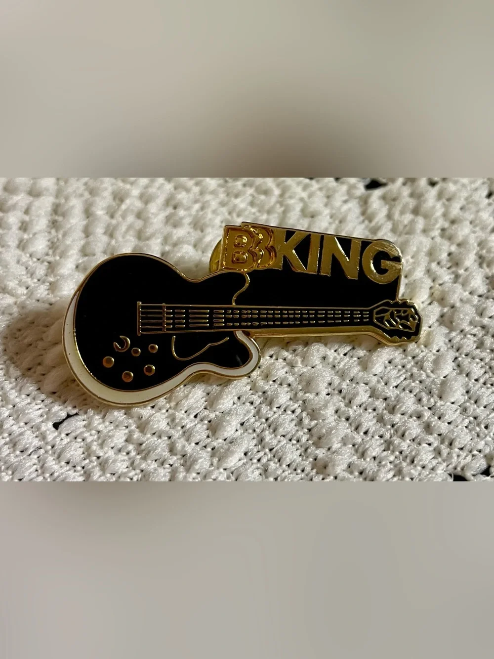 BB King Black & Gold Guitar Lapel Pin by